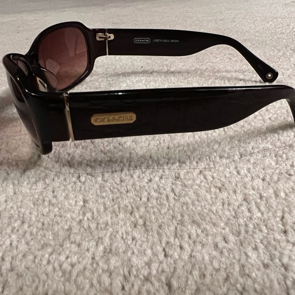 Coach sunglasses - Picture 4 of 5